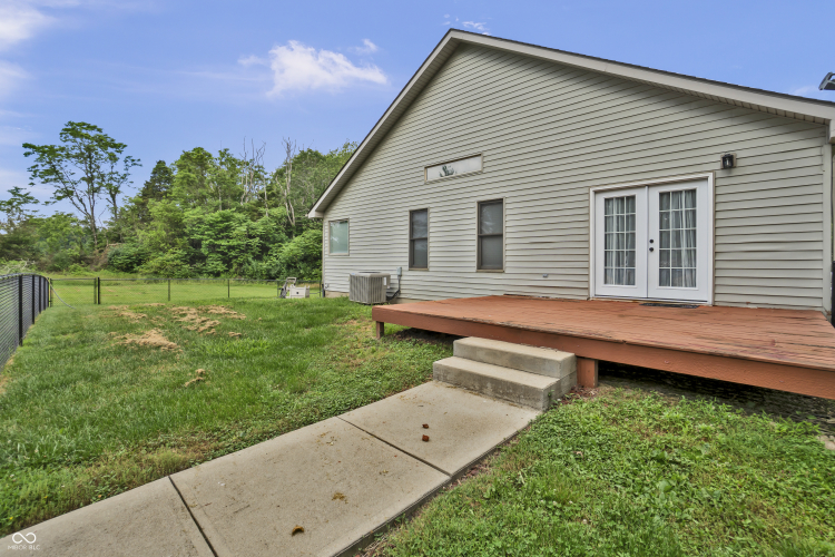 Listing Image 73