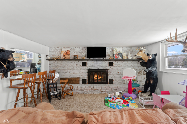 Listing Image 46
