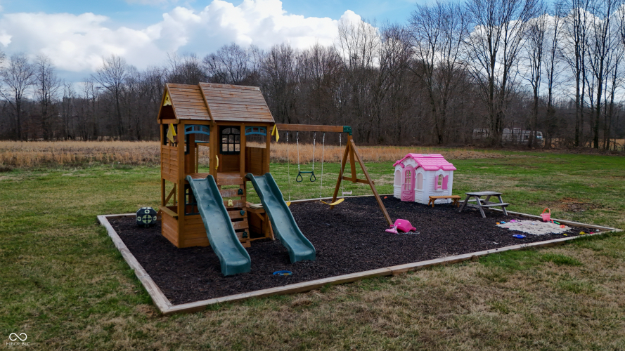 Listing Image 83