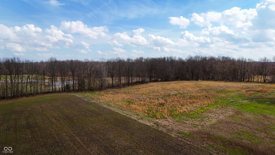 Listing Image 90