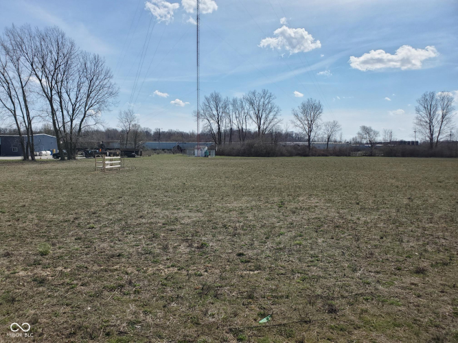 Listing Image 11