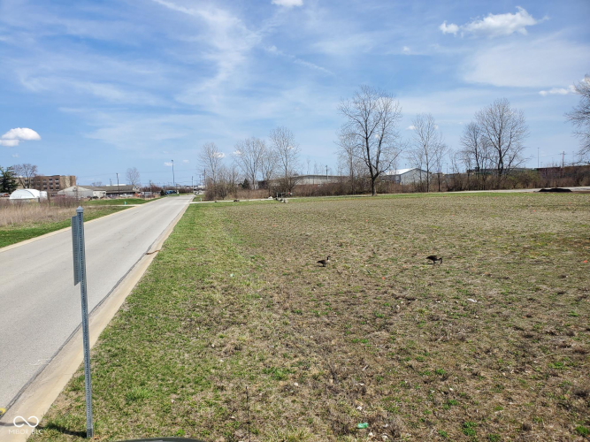 Listing Image 9