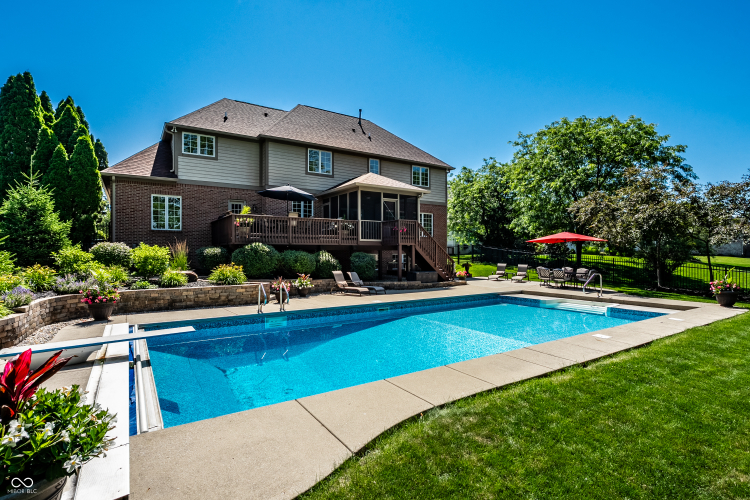 Listing Image 53