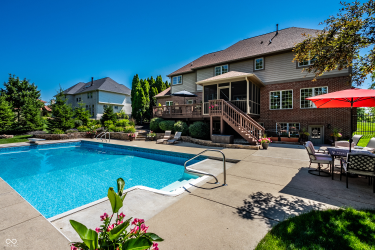Listing Image 54