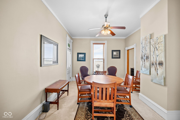 Listing Image 14