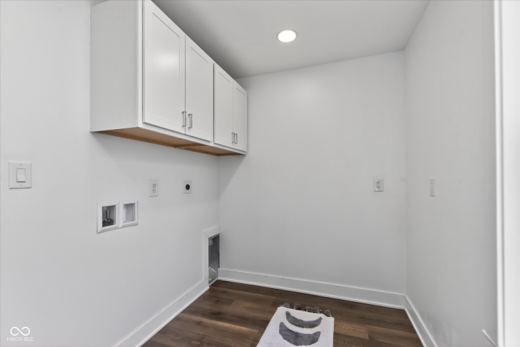 Listing Image 40