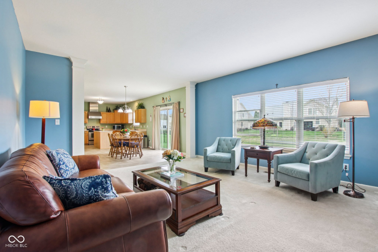Listing Image 15