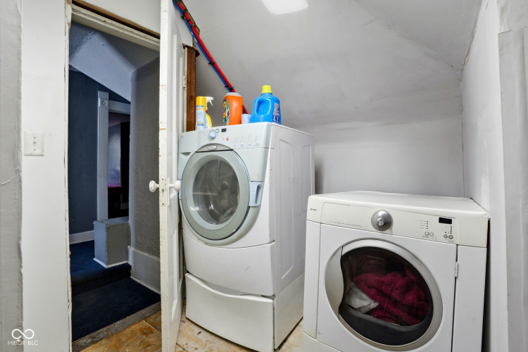 Listing Image 22