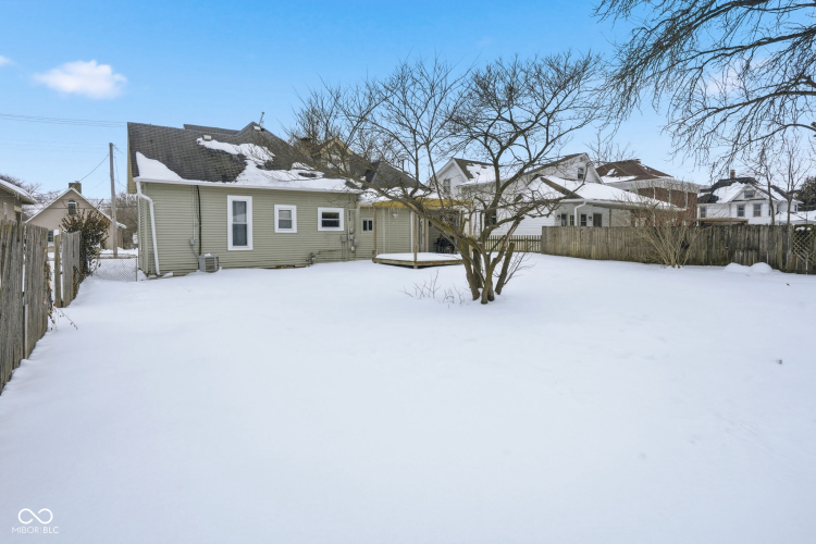 Listing Image 42