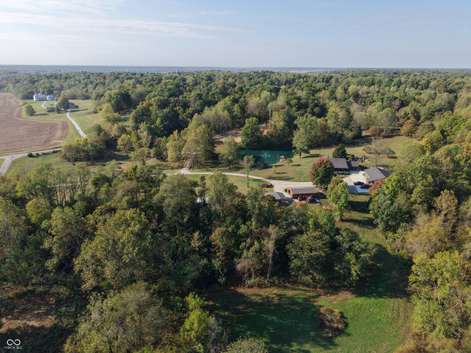 Listing Image 9