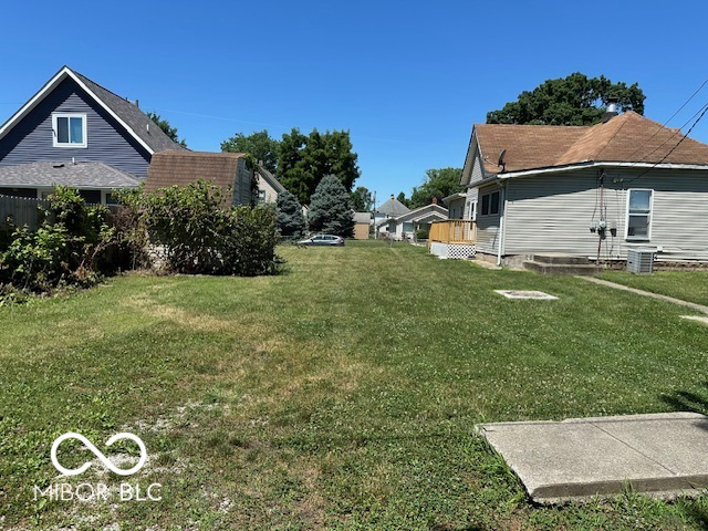 Listing Image 4