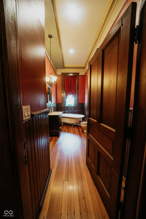 Listing Image 37