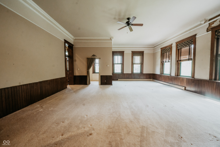 Listing Image 53