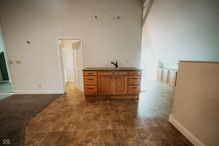 Listing Image 65