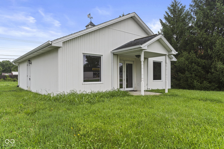 Listing Image 5
