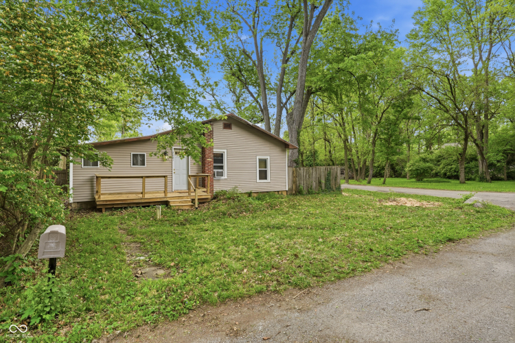 Listing Image 3