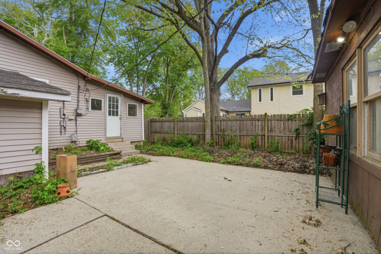 Listing Image 21