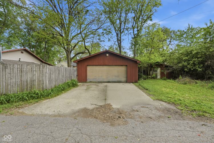 Listing Image 24