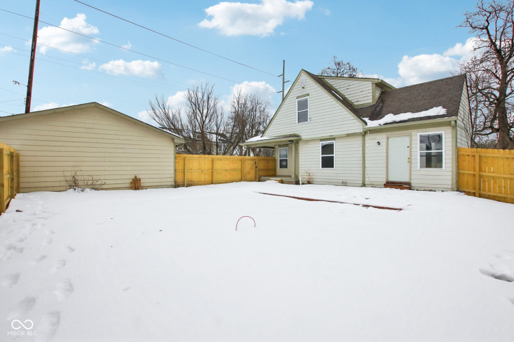 Listing Image 37
