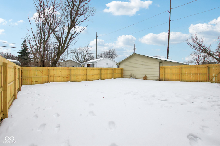 Listing Image 38