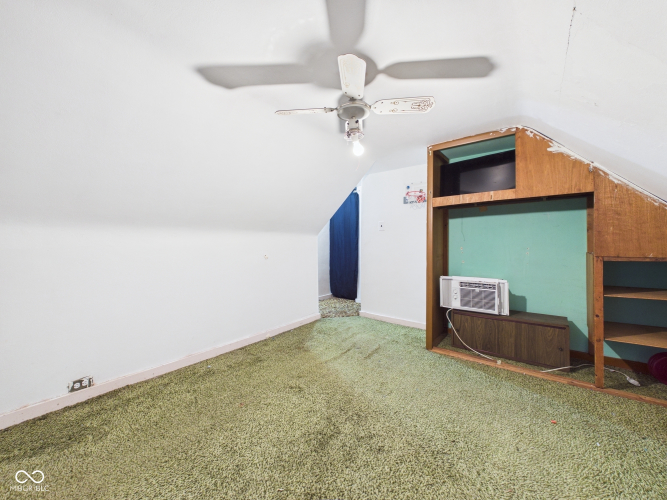 Listing Image 30