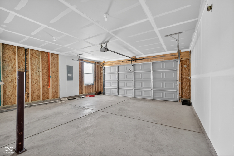 Listing Image 41
