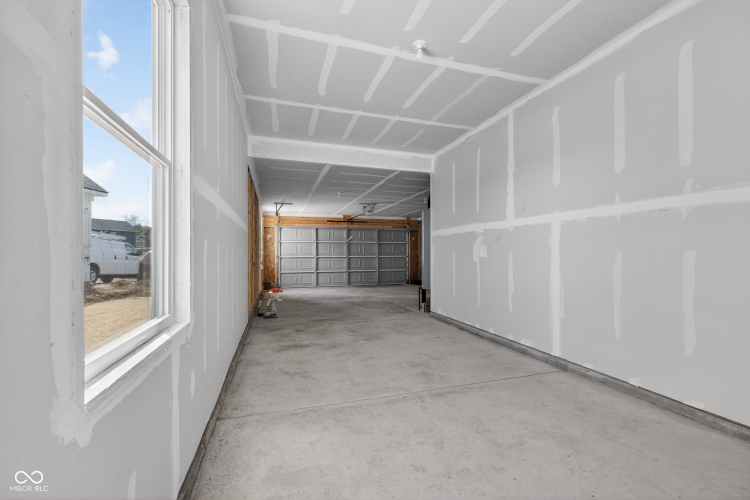 Listing Image 43