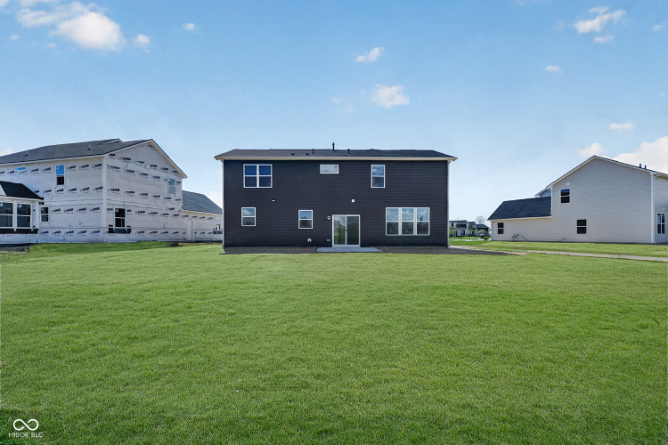 Listing Image 44