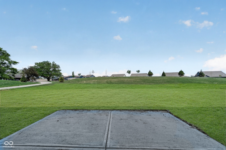 Listing Image 45