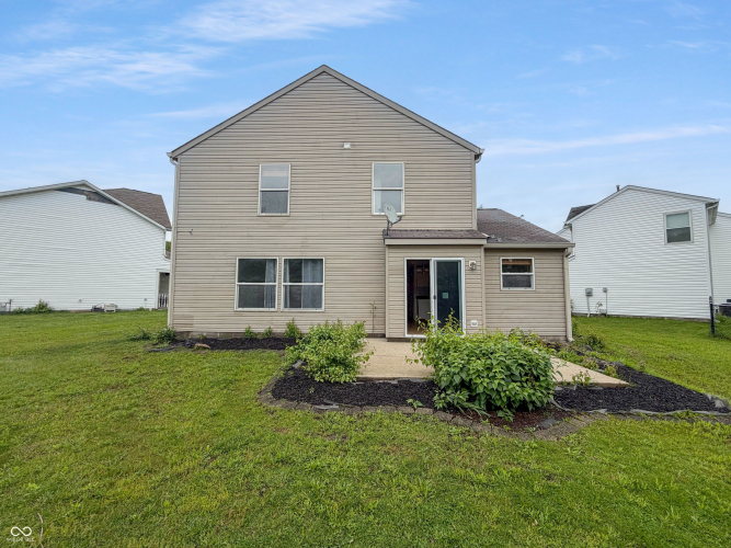 Listing Image 5