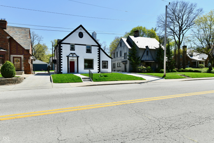 Listing Image 46