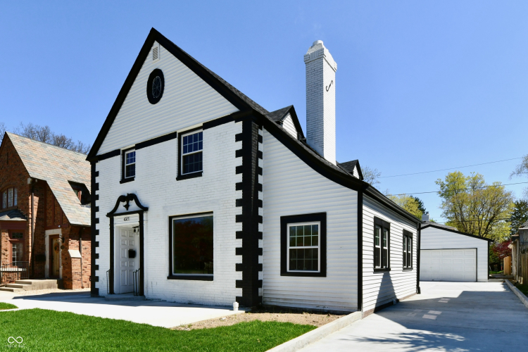 Listing Image 50