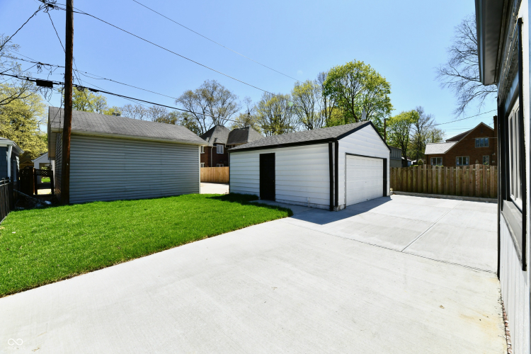 Listing Image 55