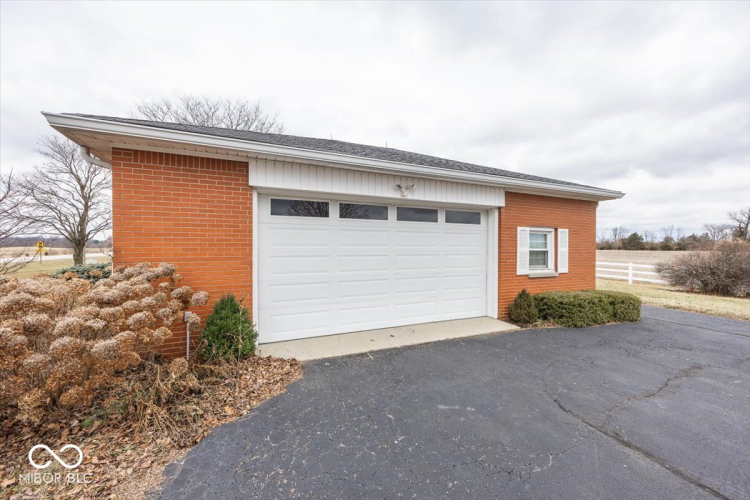 Listing Image 28