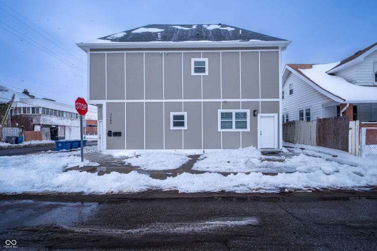 Listing Image 3