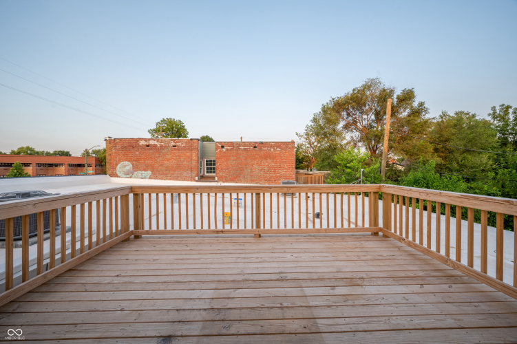 Listing Image 33