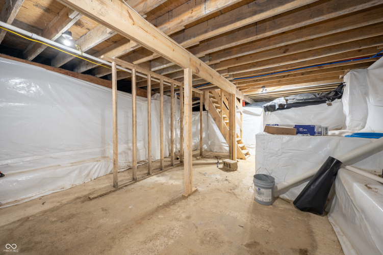 Listing Image 35