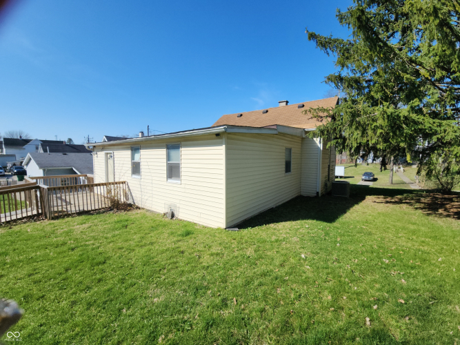 Listing Image 15