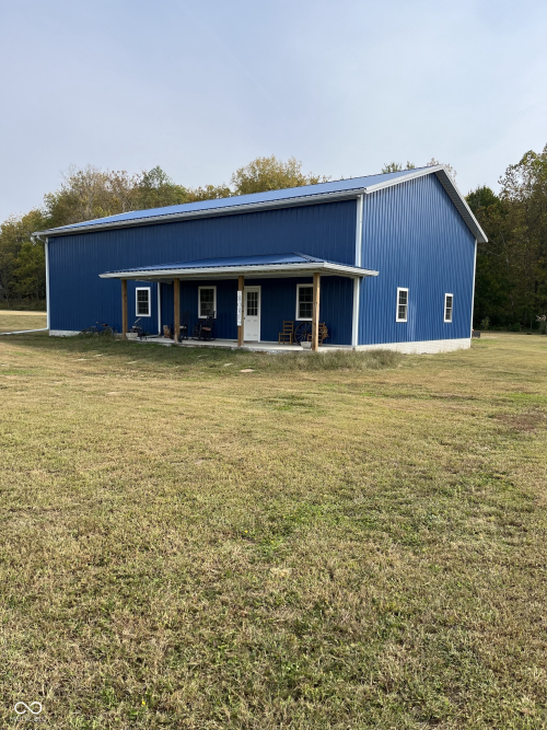 Listing Image 4