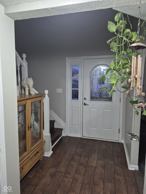 Listing Image 19