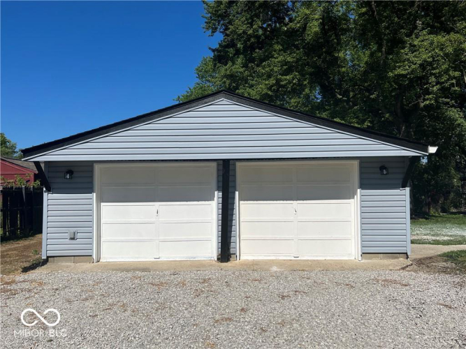 Listing Image 28