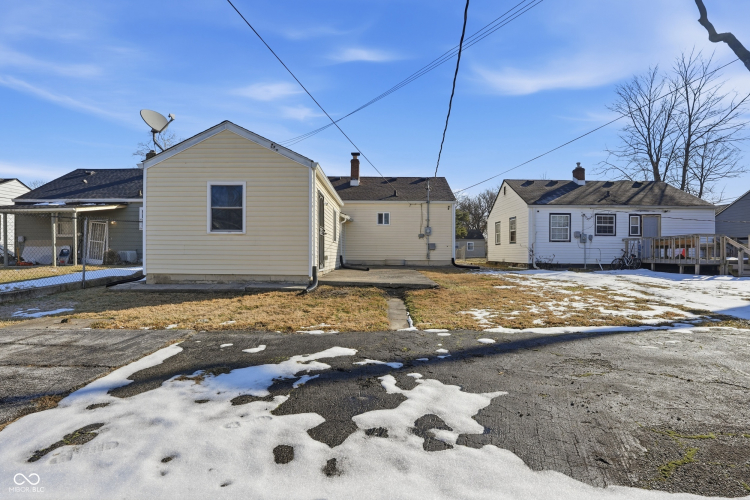 Listing Image 25