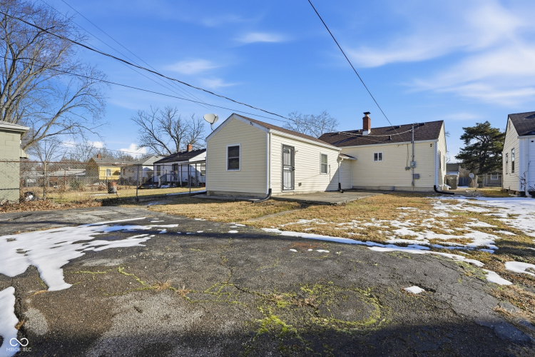 Listing Image 26