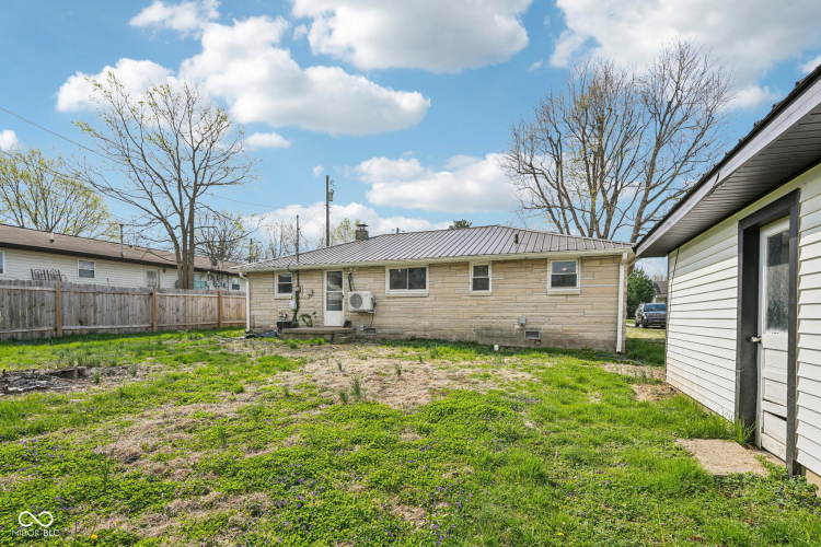 Listing Image 42