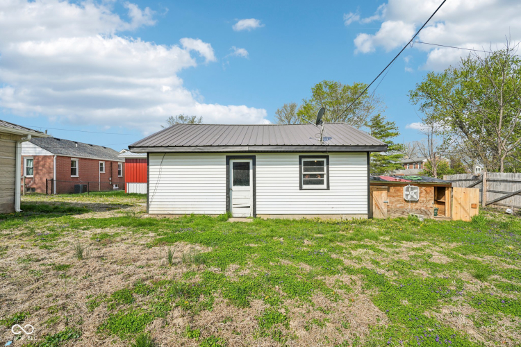 Listing Image 43