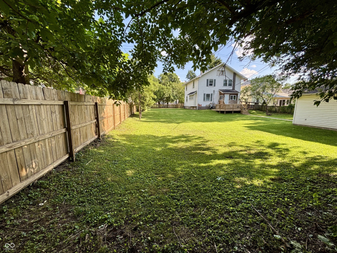 Listing Image 12