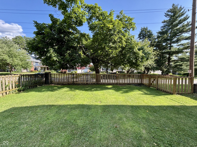 Listing Image 5