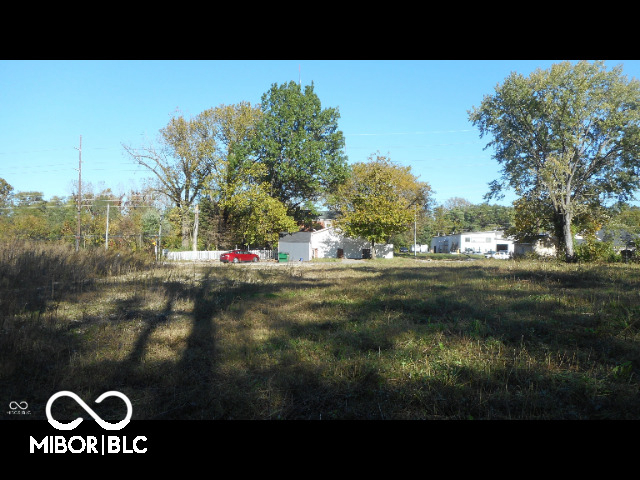 Listing Image 6