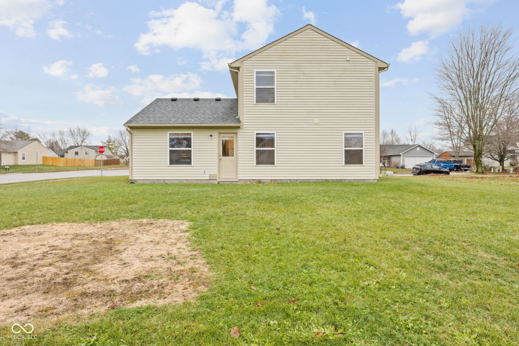 Listing Image 32