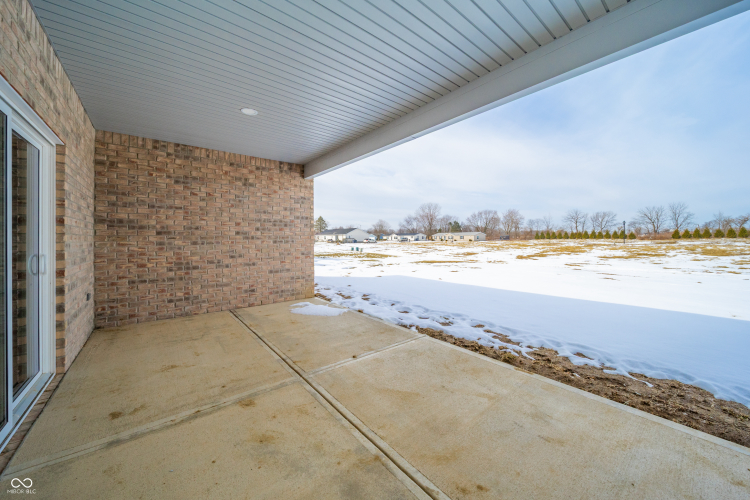 Listing Image 42